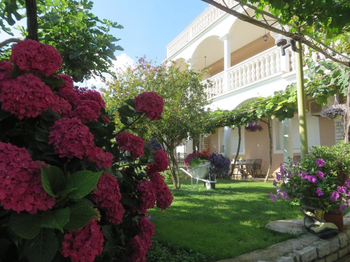Beach Apartment Roza Biograd Oneroom - Premium Location Biograd Na Moru Buitenkant foto