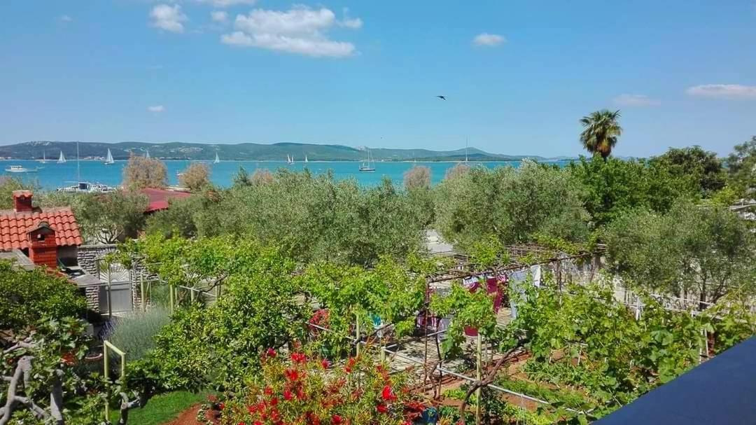 Beach Apartment Roza Biograd Oneroom - Premium Location Biograd Na Moru Buitenkant foto